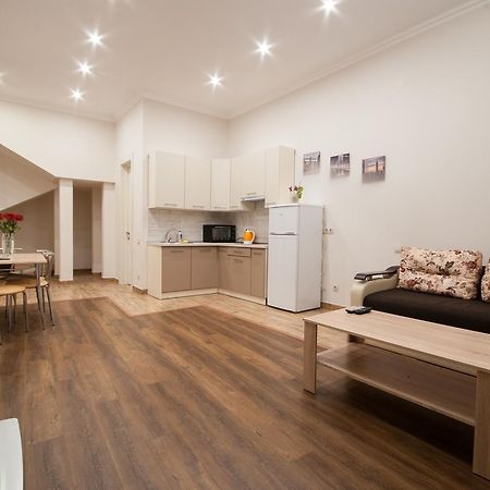 Wonderful Flat On City Center Uzjhorod Eksteriør bilde