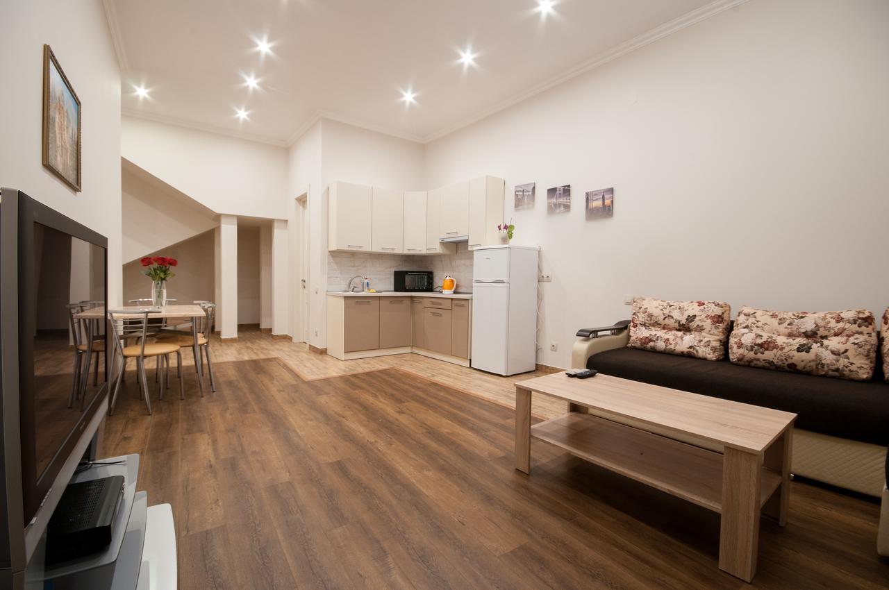 Wonderful Flat On City Center Uzjhorod Eksteriør bilde