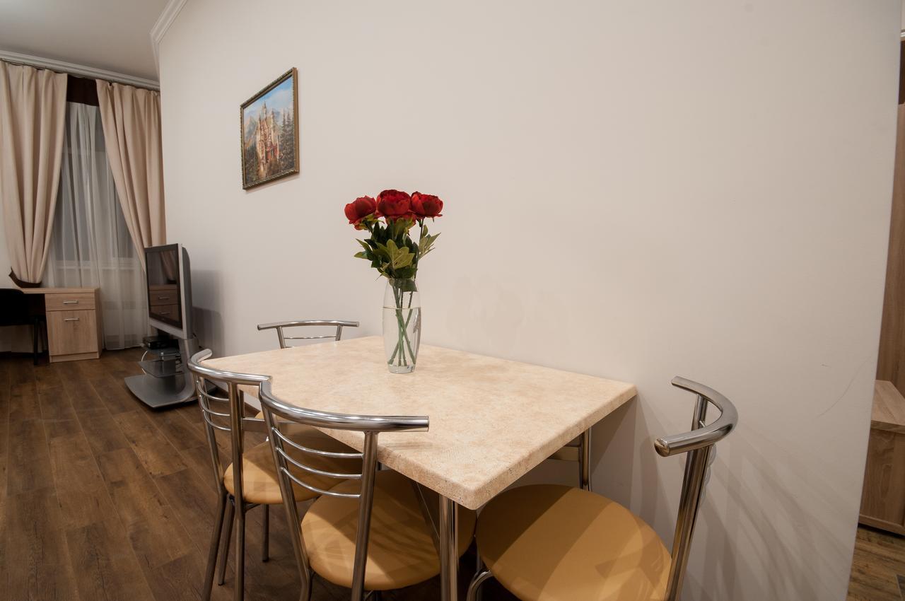 Wonderful Flat On City Center Uzjhorod Eksteriør bilde